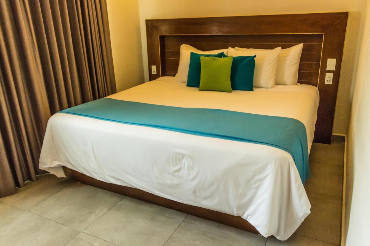 Aquastar Hotel & Apartments มาอาอวล ภายนอก รูปภาพ
