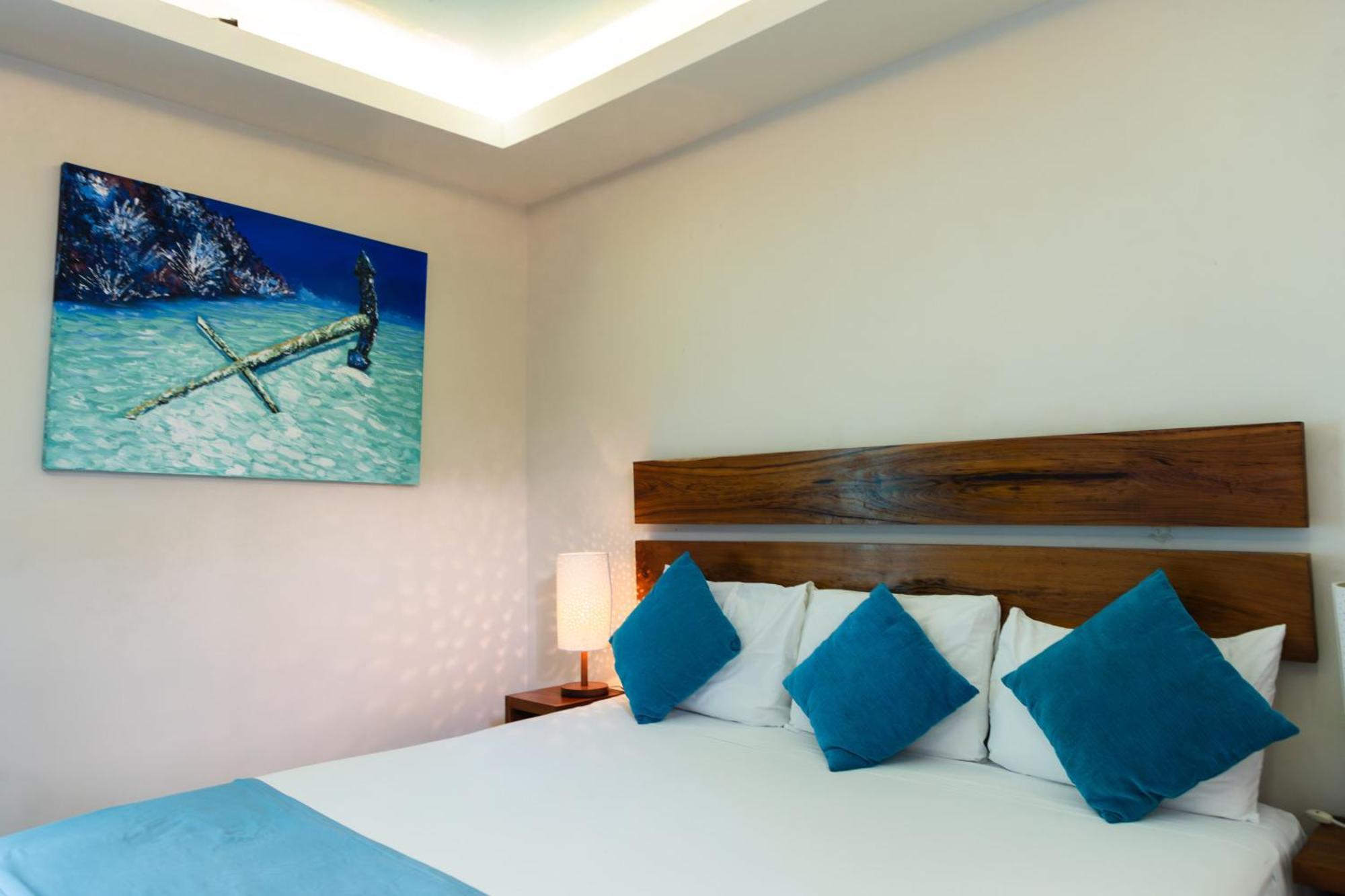 Aquastar Hotel & Apartments มาอาอวล ภายนอก รูปภาพ