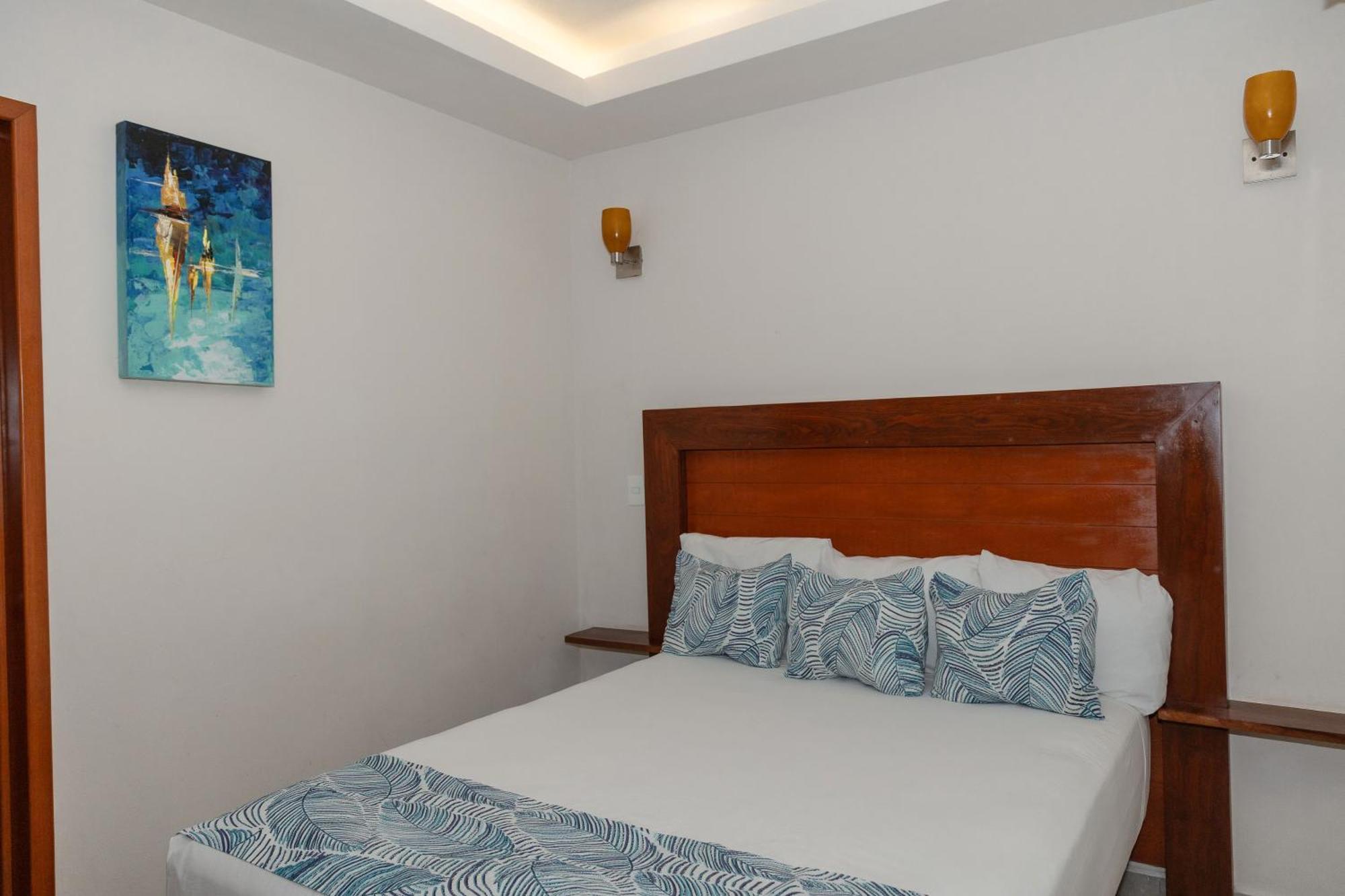 Aquastar Hotel & Apartments มาอาอวล ภายนอก รูปภาพ