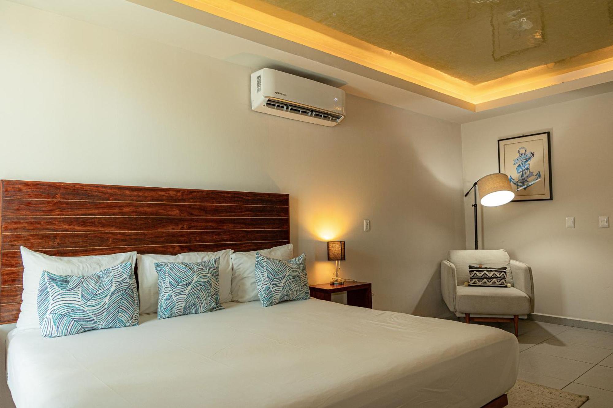 Aquastar Hotel & Apartments มาอาอวล ภายนอก รูปภาพ