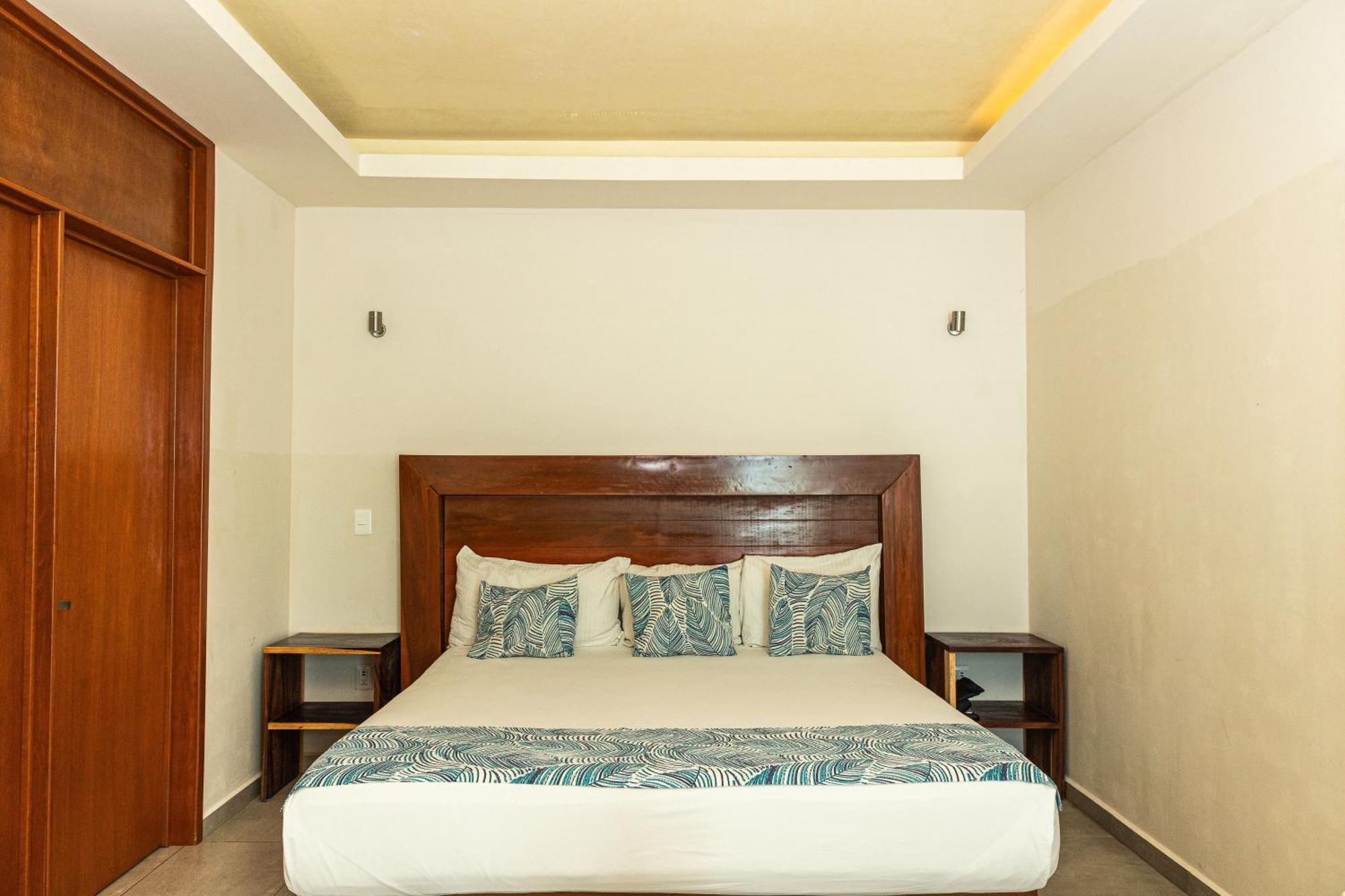 Aquastar Hotel & Apartments มาอาอวล ภายนอก รูปภาพ
